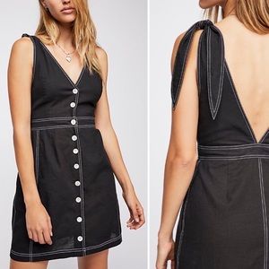 LAST CHANCE🌸🌸 Free People V-Neck Dress